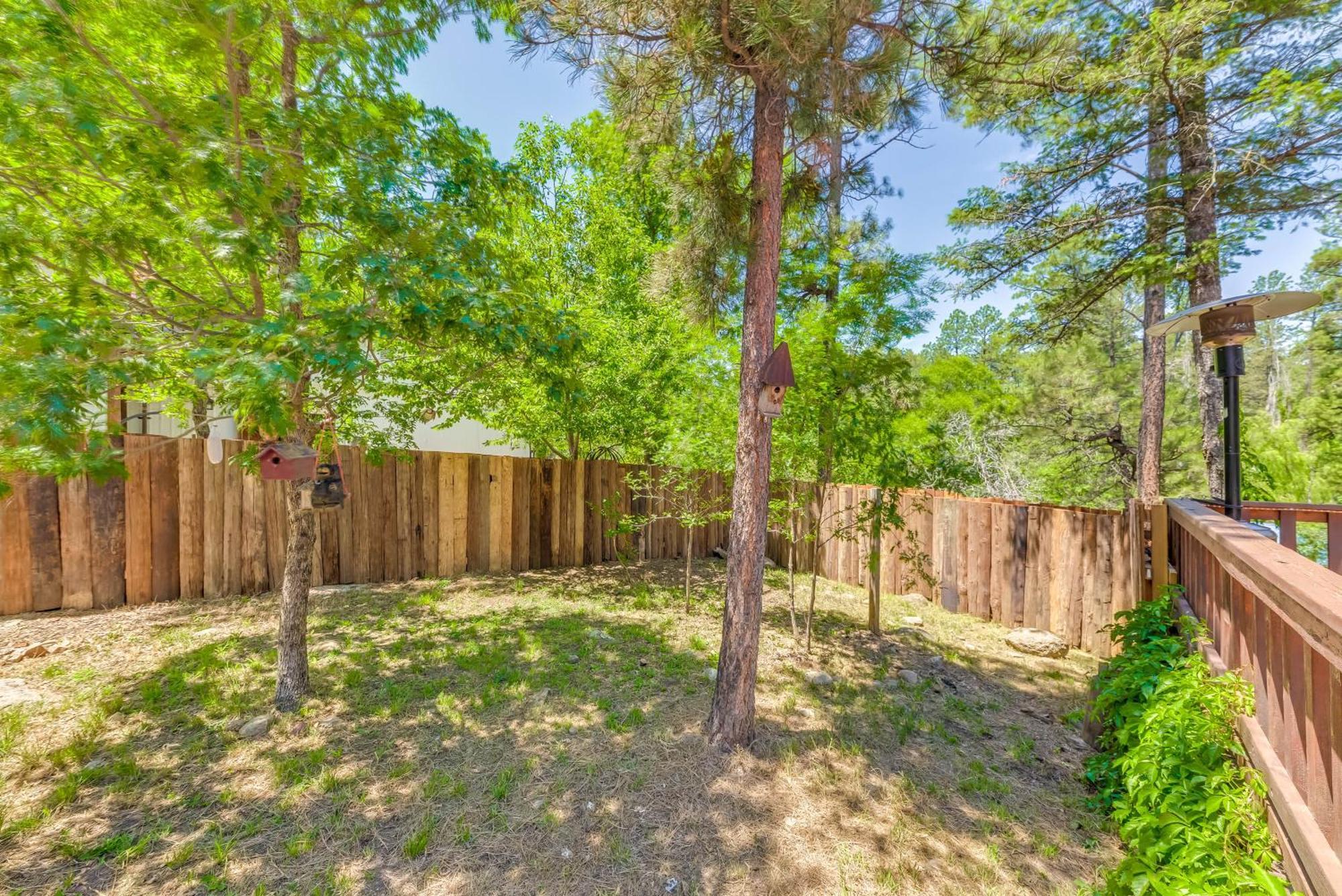 Unique Bear Country Cabin In Ruidoso With Hot Tub! 外观 照片