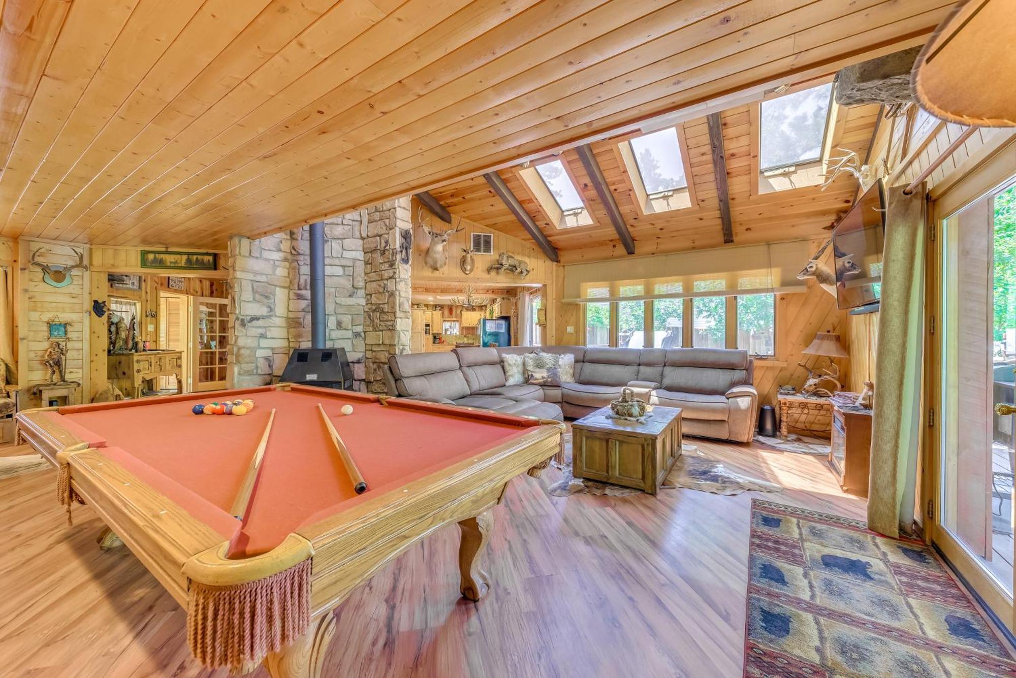 Unique Bear Country Cabin In Ruidoso With Hot Tub! 外观 照片